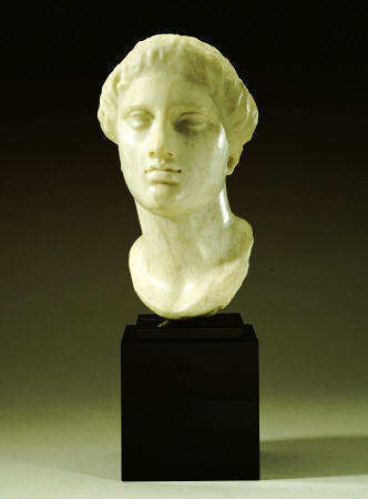 Greek Marble Head Of A Woman de 