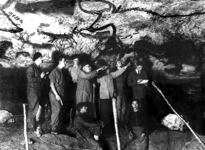 historical visit of the Cave of Lascaux, Montignac, France at the time of its discovery in 1940 l-r  de 