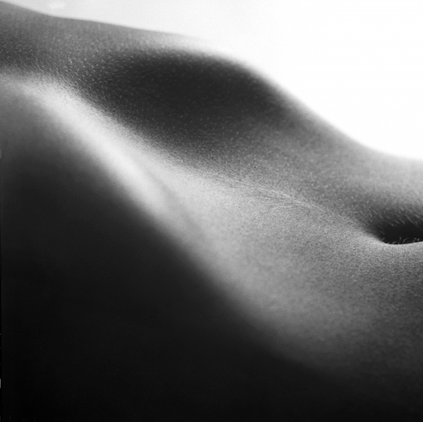 Human form abstract body part (b/w photo)  de 