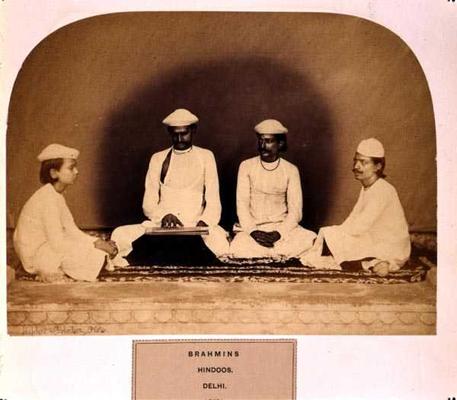 Hindu Brahmins in Delhi, 19th century (sepia photo) de 