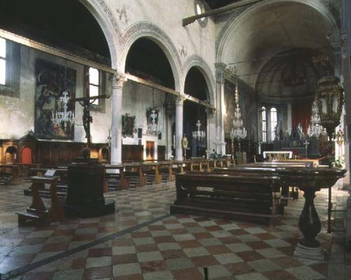Interior view of the choir and presbytery (photo) de 