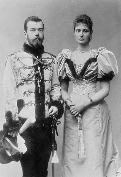 Portrait photograph of Tsar Nicholas II (1868-1918) and Princess Alix of Hesse (1872-1918) c.1894 (b de 