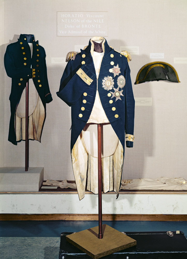 Royal Naval uniform worn Nelson at the battle of Trafalgar in 1805 (wool, silk, brass, metal thread, de 