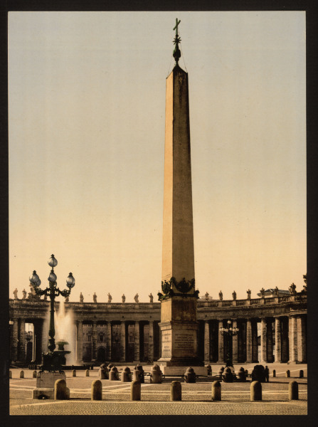 Italy, Rome, St.Peters Square obelisk de 