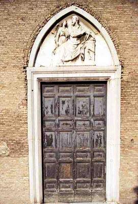 Right hand doorway of the convent, 17th century (photo) de 