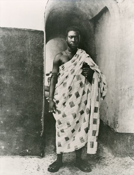 The Ashanti king; Prempeh, early twentieth century (b/w photo)  de 