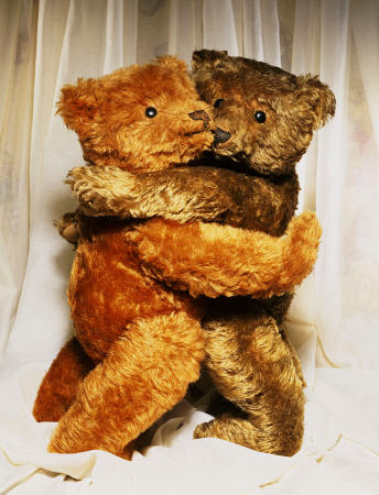 Two Steiff Teddy Bears Embracing de 