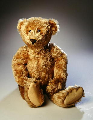Teddy bear, from America or Europe, c.1906 (angora plush & sawdust stuffing) de 