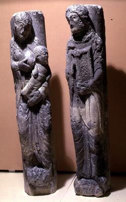 The Holy Family Column Statues (stone) de 