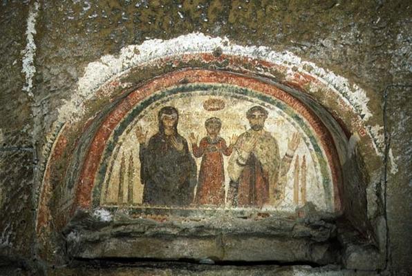 Tympanum depicting the family of the bishop Theotecnus, 5th-6th century AD (mosaic) de 