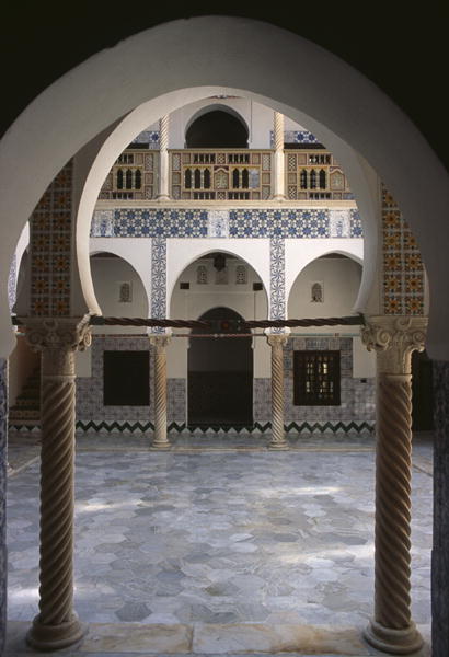 View of the courtyard interior (photo)  de 