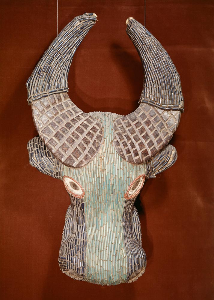 Water Buffalo Mask / Bamileke, Gabun / de 
