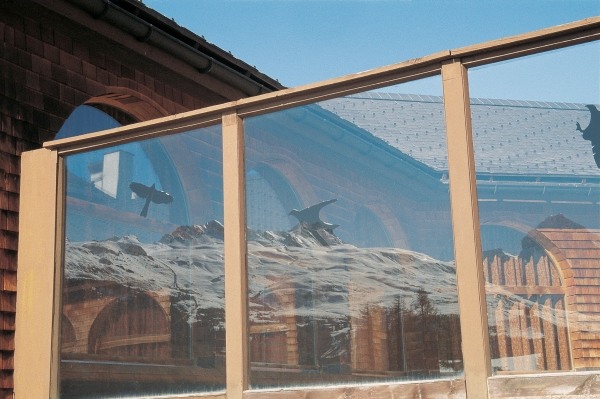 Wooden glass frame, St. Moritz (photo)  de 