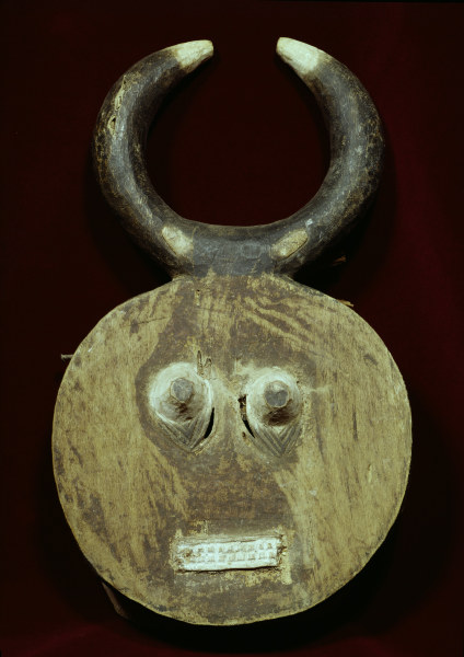 Zoomorphic Mask / Baule, Ivory Coast de 