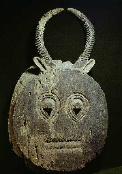 Zoomorphic Mask / Baule, Ivory Coast de 