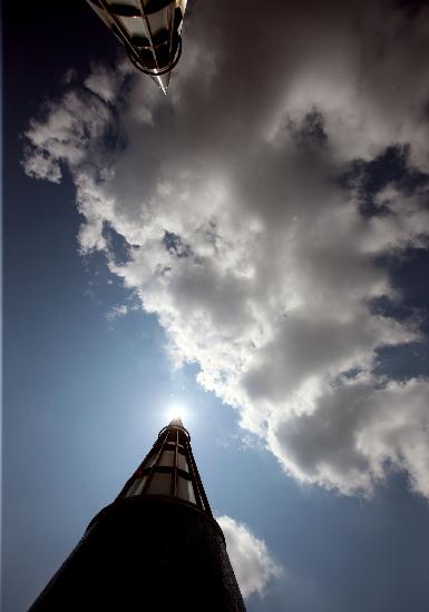 Wolken und Sonne in Bonn de Oliver Berg