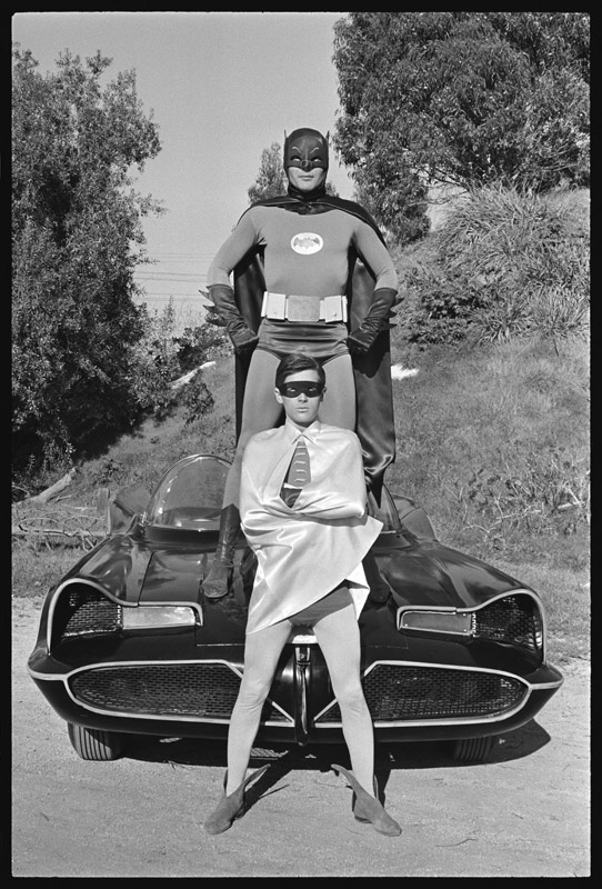 Batman and Robin and Batmobile on the set of the Batman TV series de Orlando Suero