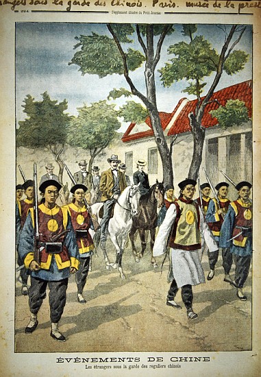 European foreigners under armed escort Chinese regular soldiers during the Boxer rebellion of 1899-1 de Oswaldo Tofani