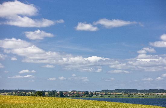 Landschaft der Uckermark in Brandenburg de Patrick Pleul