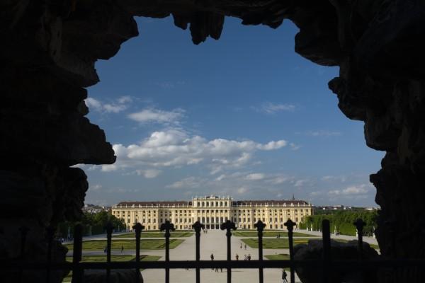 Wien, Schloss Schönbrunn von Neptunbrunn de Peter Wienerroither