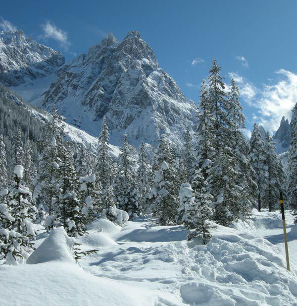 Paisaje nevado en Val Fiscalina 