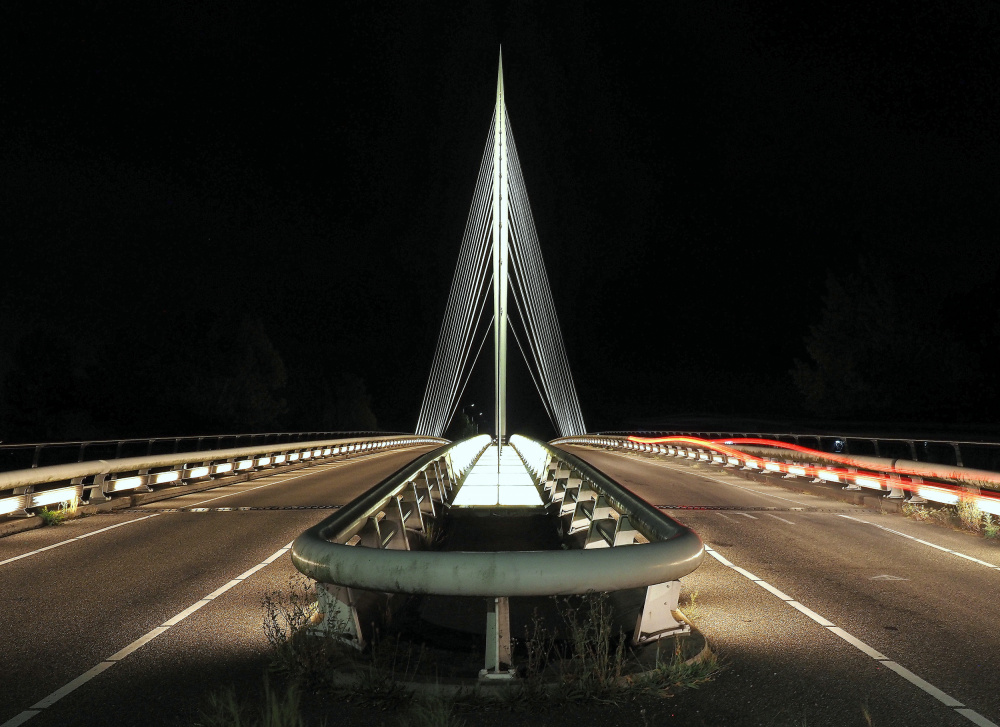 De Harp  In Hoofddorp , werk van Calatrava de Piet Agterhof