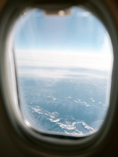 Plane Window View ||