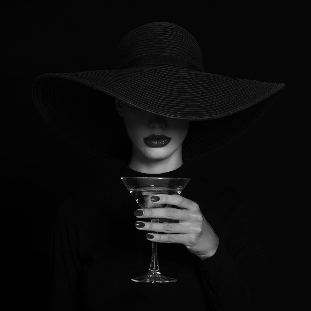 A Martini glass. de Refat