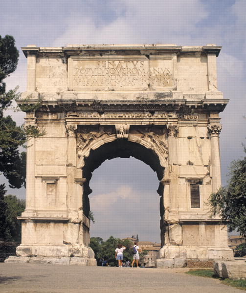 The Arch of Titus, built 81 AD (photo)  de Roman