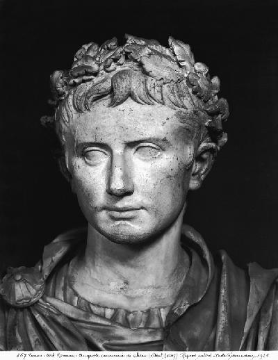 Head of Emperor Augustus (63 BC-14 AD) crowned with an oak wreath  (detail)