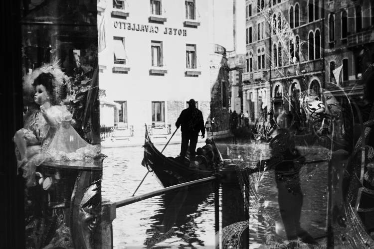Venice reflections de Sa?a Kru?nik