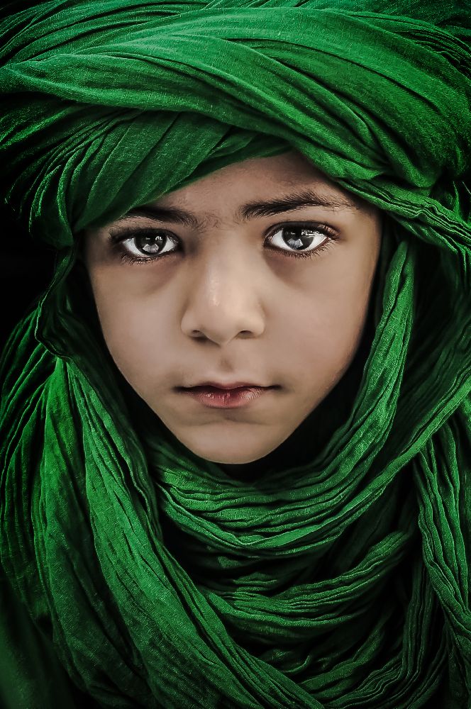 Green Boy de Saeed Dhahi