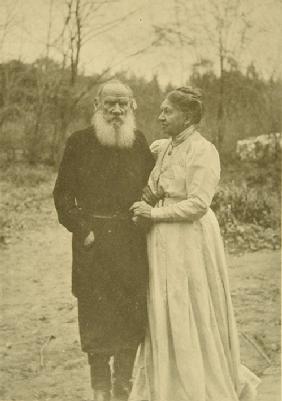 The last wedding day. Leo Tolstoy and Sophia Andreevna on September 23, 1910