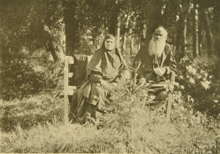 Leo Tolstoy with his sister Maria Nikolaevna (1830-1912) de Sophia Andreevna Tolstaya
