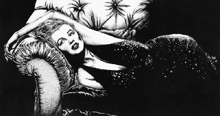 Marilyn Monroe en el sofá