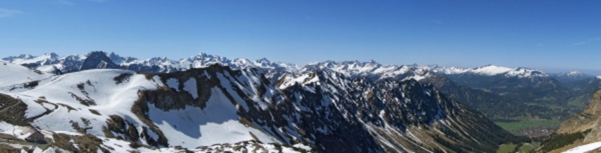 Der Alpenblick mit Oberstdorf de Sven Andreas