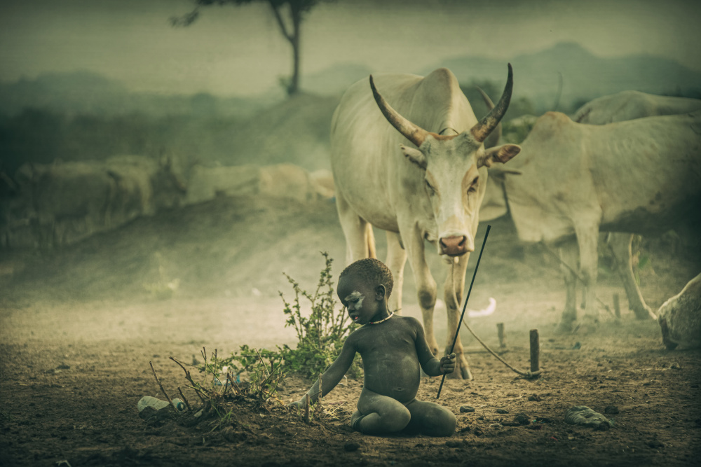 LITTLE BOY-CHILDREN OF MUNDARI, SOUTH SUDAN 2021 de Svetlin Yosifov