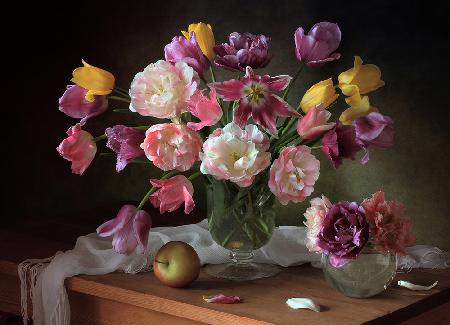 Still life with a bouquet of tulips