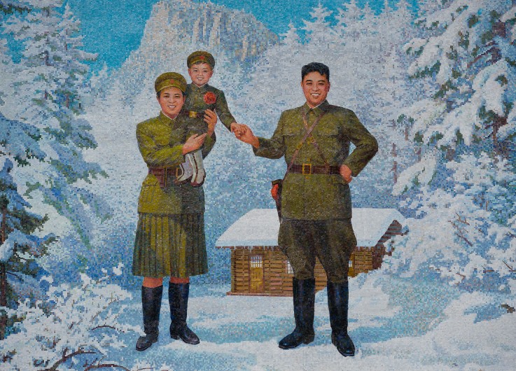Happy Family. Kim Il-sung and his wife Kim Jong-suk with son Kim Jong-Il de Unbekannter Künstler