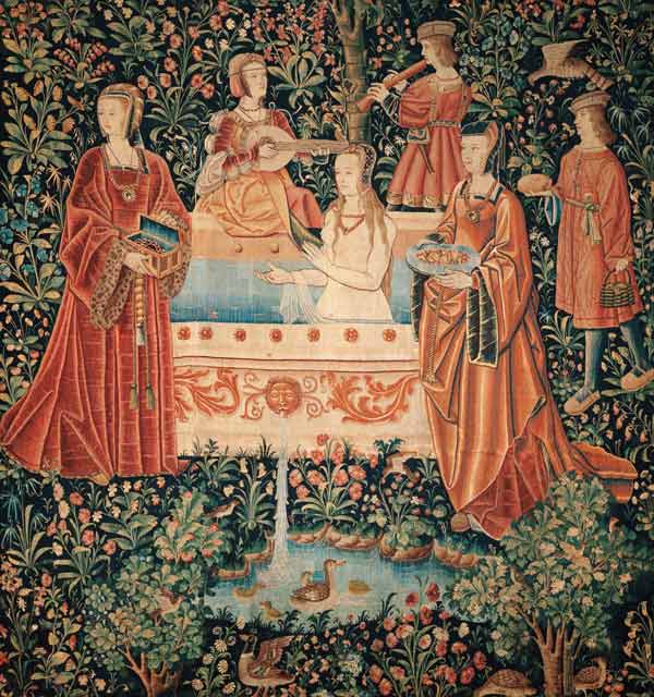 Woman Bathing surrounded by Attendants (Tapestry series "La Vie Seigneuriale") de Unbekannter Meister