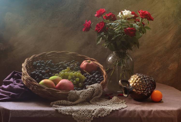 Still life with Fruit and Roses de UstinaGreen