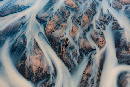 The glacier rivers of Iceland