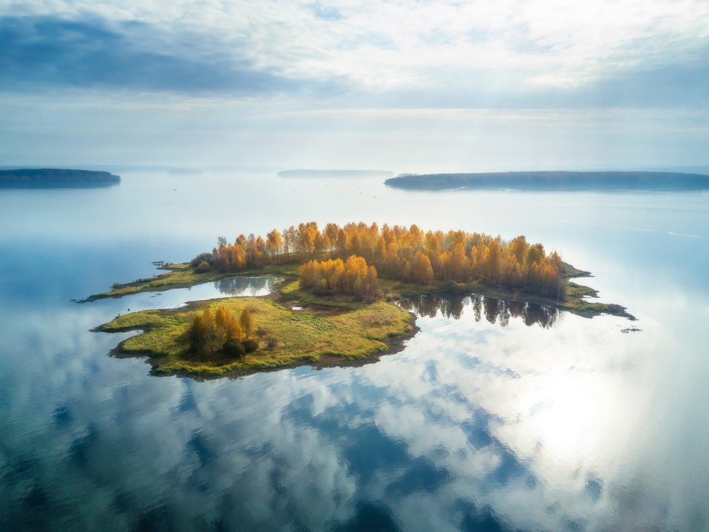 Floating Island de Vasily Iakovlev