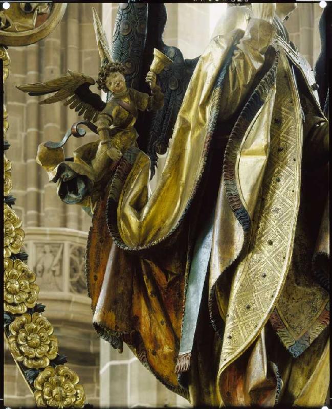 Der Englische Gruß: Engel mit Glocke und Gewanddetail des Engel Gabriel de Veit Stoß
