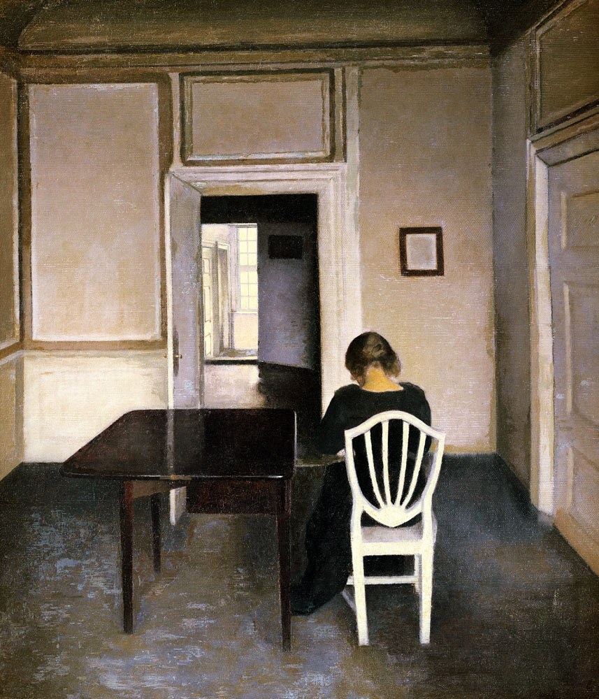 Interieur mit Frau auf einem weißen Stuhl. de Vilhelm Hammershoi