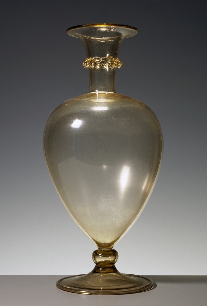 Veronese vase with lacework around the neck de Vittorio Zecchin