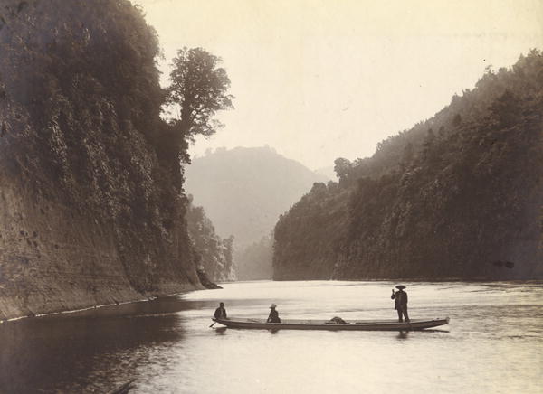 Whanganui River, c.1905 (silver gelatin print)  de William Partington