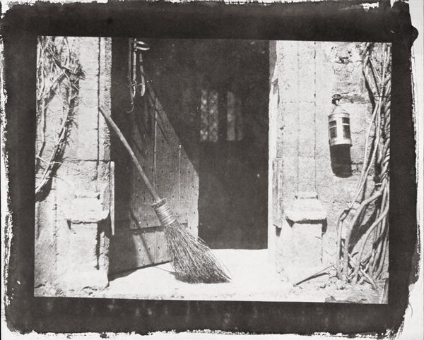 The Open Door, March, 1843 (b/w photo)  de William Henry Fox Talbot