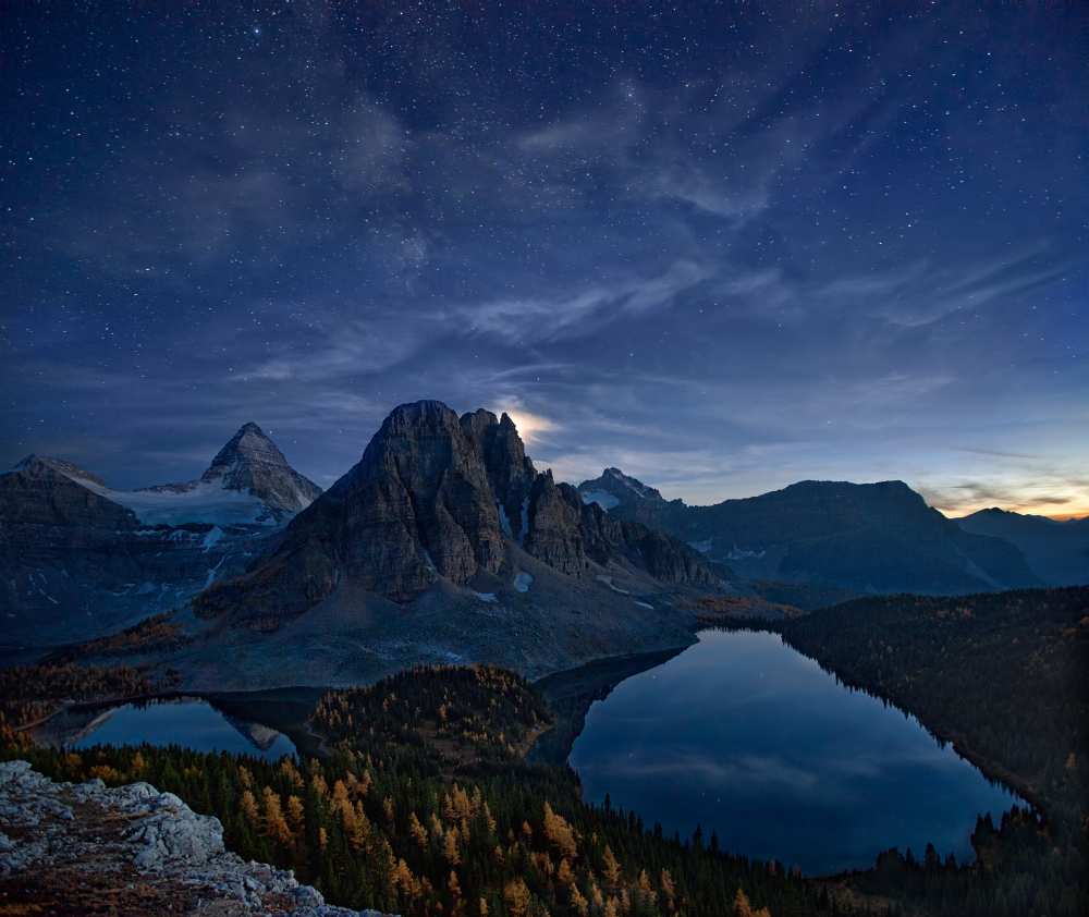 Starry Night at Mount Assiniboine de Yan Zhang