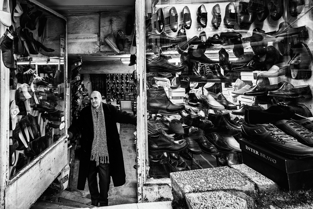 Shoeseller de Yavuz Pancareken